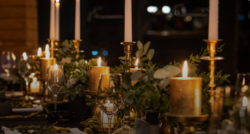 Dining with the Dead featuring Effie Linke