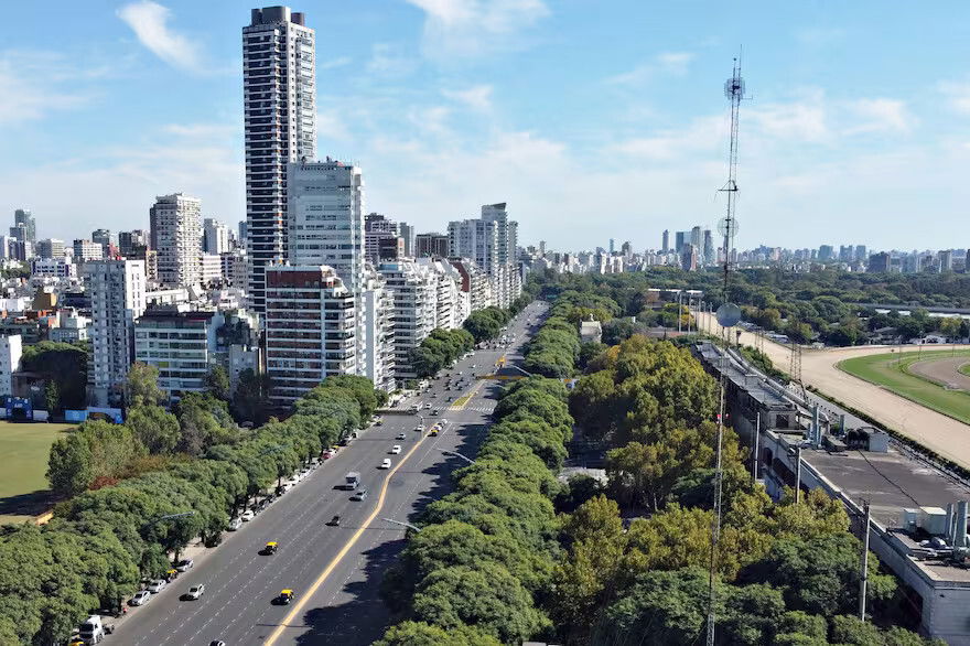 Cambios aprobados para construir en la ciudad y la reacción del sector inmobiliario