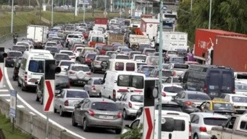 Mandatory periodic monitoring of noise produced by vehicles, especially buses and motorcycles