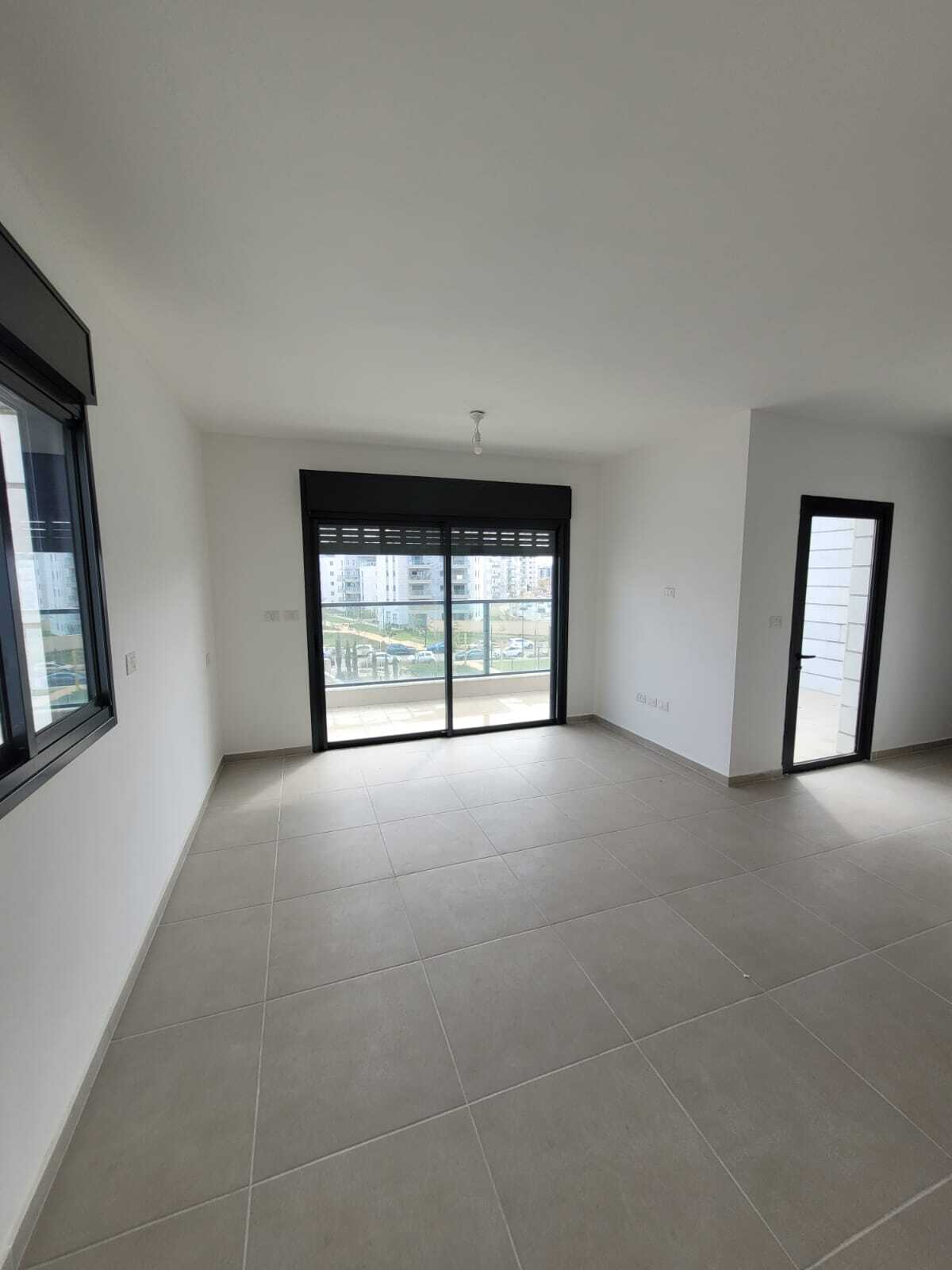 מיני פנטהאוז חדש בהזדמנות!