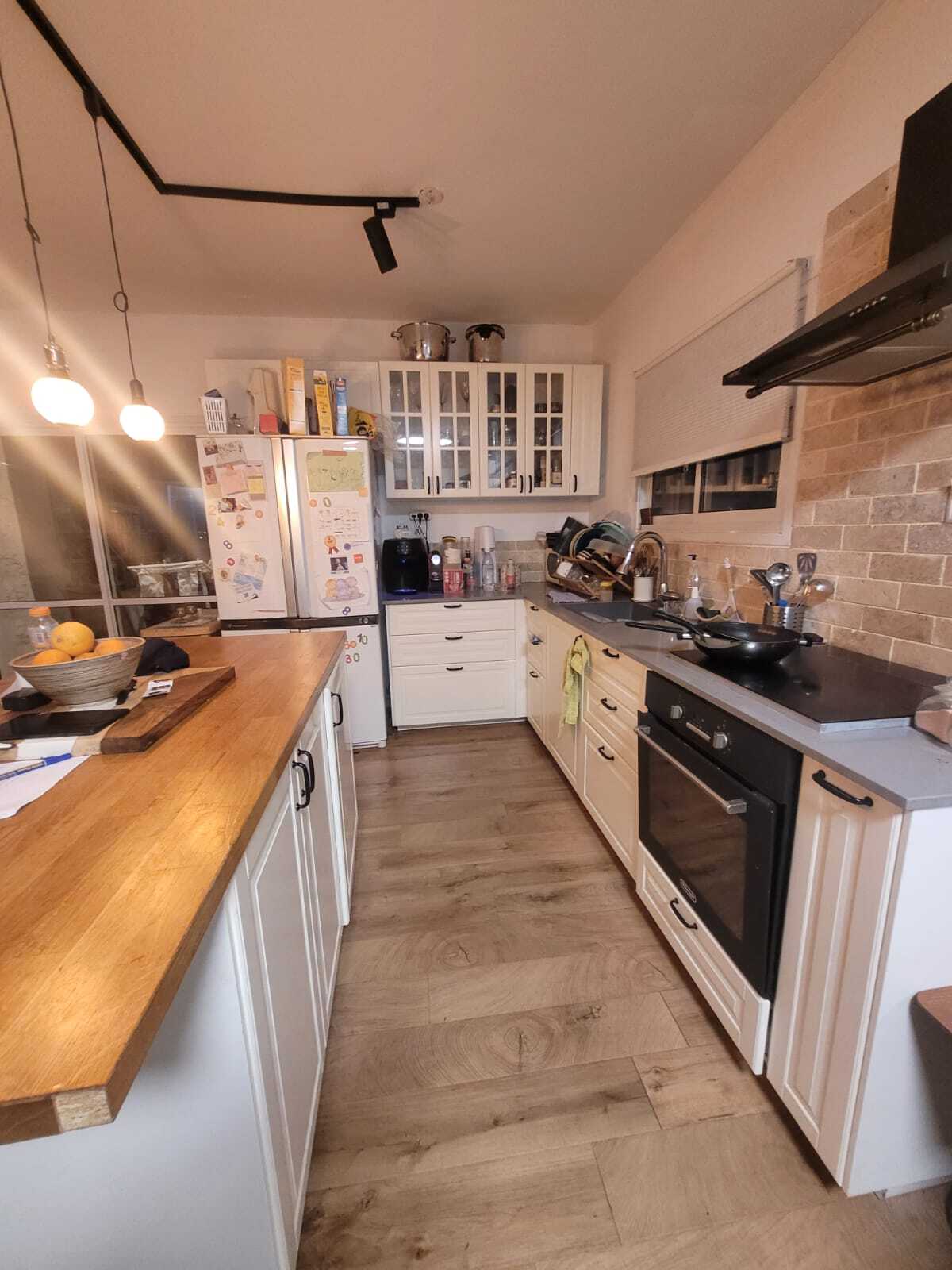 פנטאהוז 4 חד' שווה ביותר! כ 100 מ"ר מרפסת לנוף פתוח מהמם..