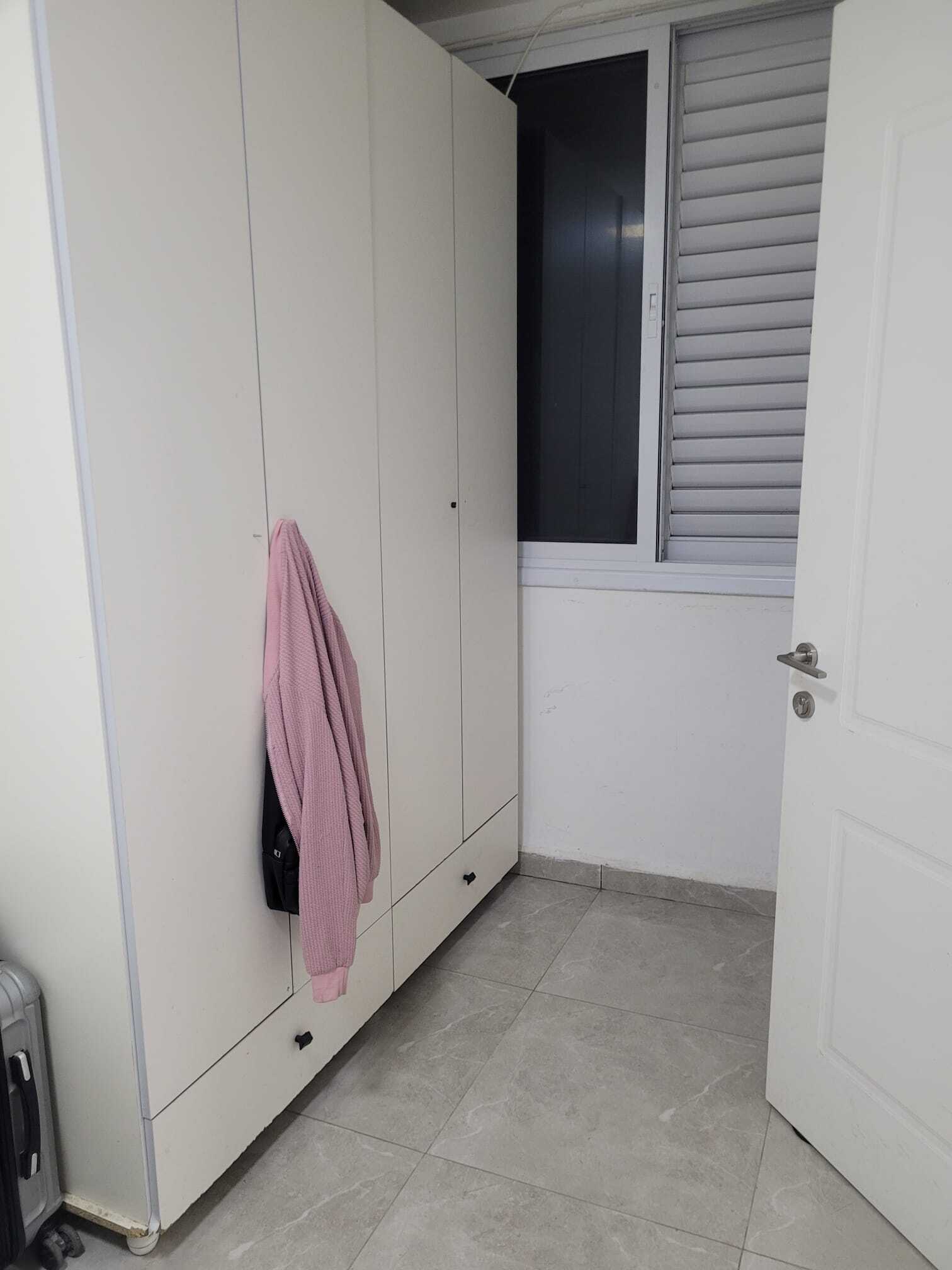 דירה מחולקת לשתי יח' דיור מדהימות! מחיר מציאה!