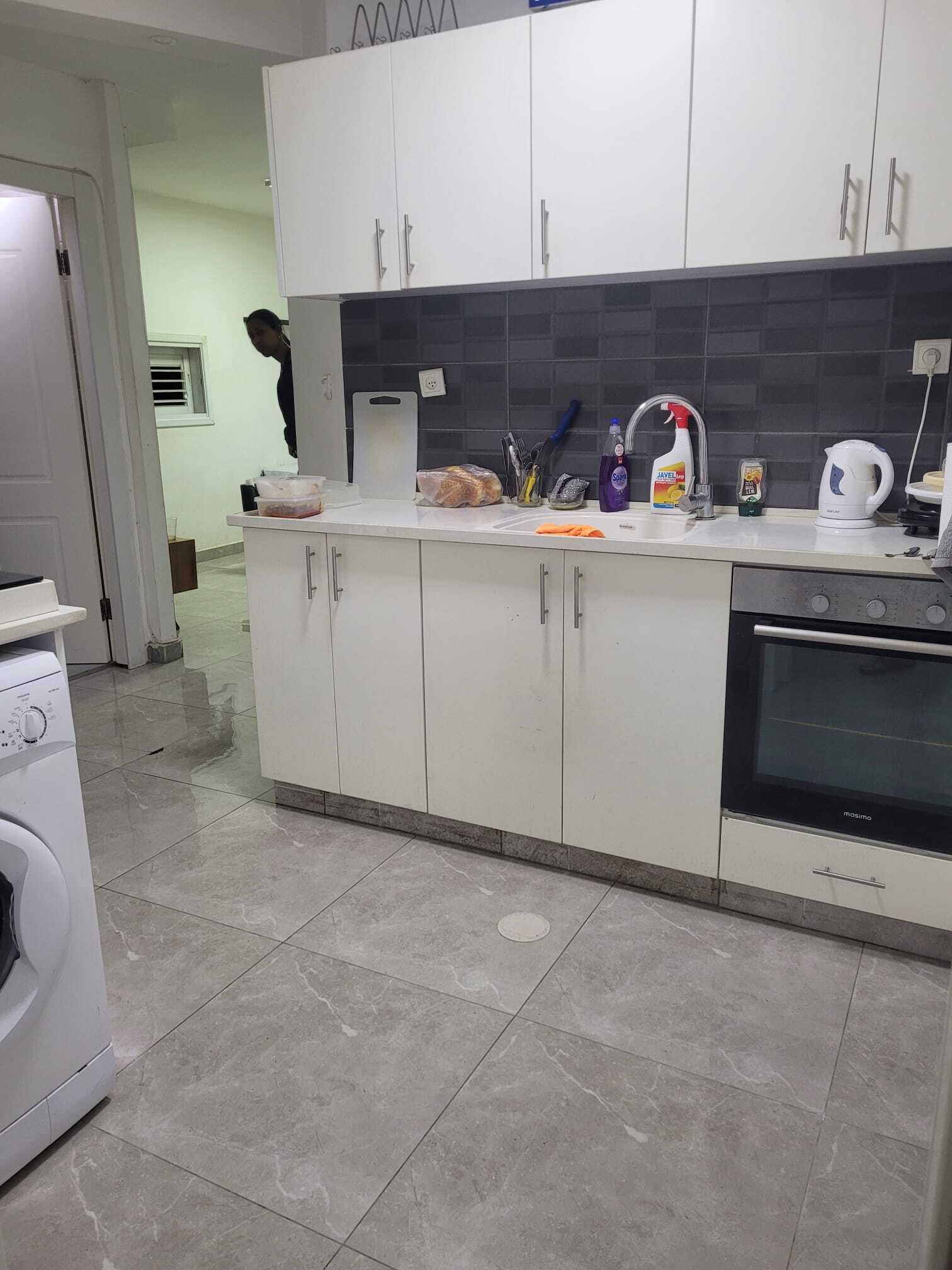 דירה מחולקת לשתי יח' דיור מדהימות! מחיר מציאה!