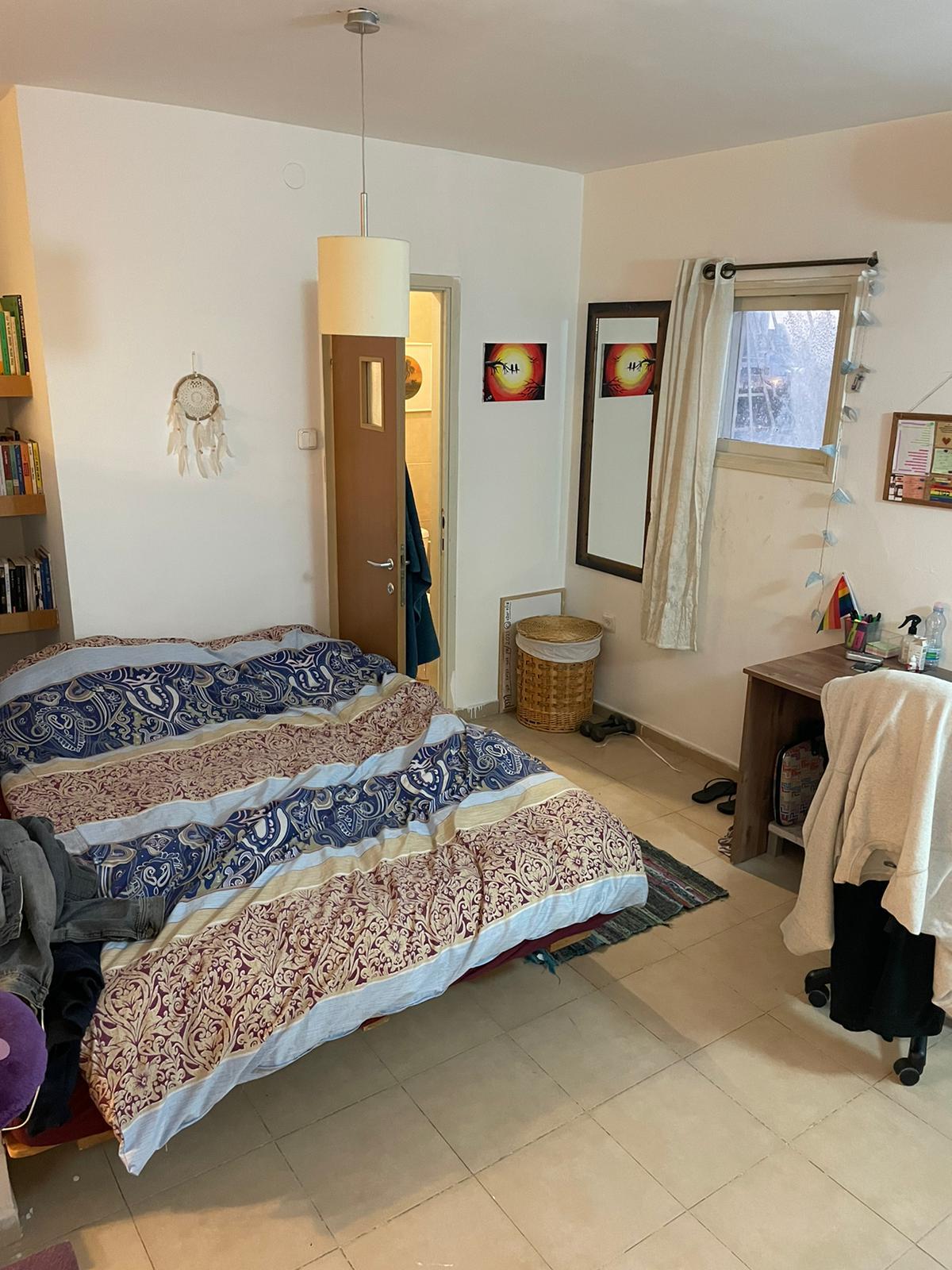 מחולקת לשתי יחידות דיור - מושכרת ב 4,600 ש"ח