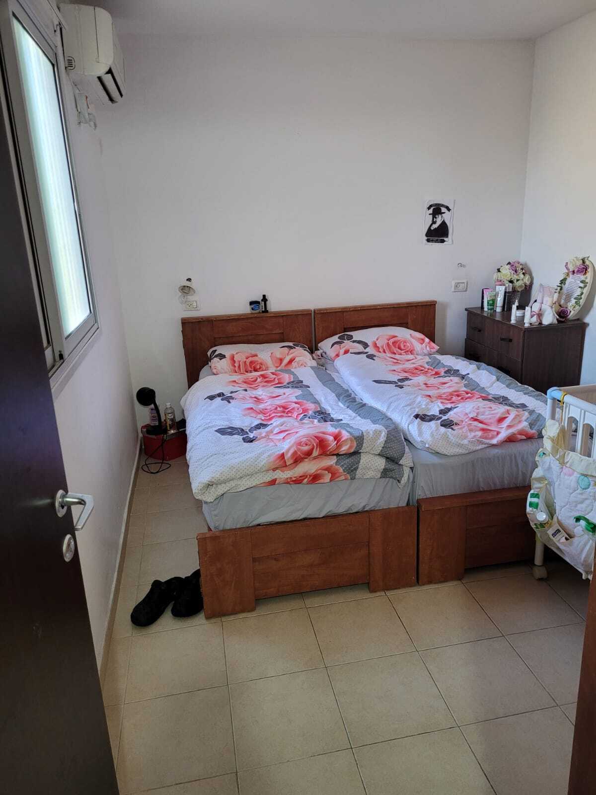 מחולקת ל 3 יחידות דיור - מושכרת ב 5,200 ש"ח