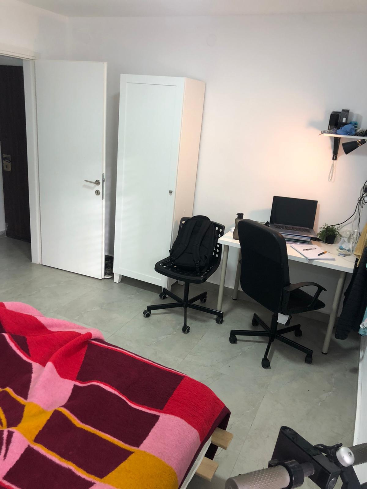 3 חד' (שתי סוויטות) עם חצר - מושכרת ב2,500 ש"ח