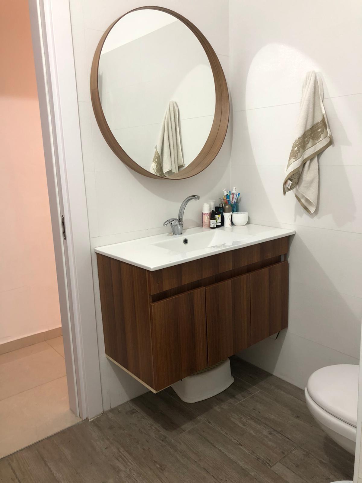 4 חד' משופצת ב Prime Location (מושכרת לסטודנטים) 