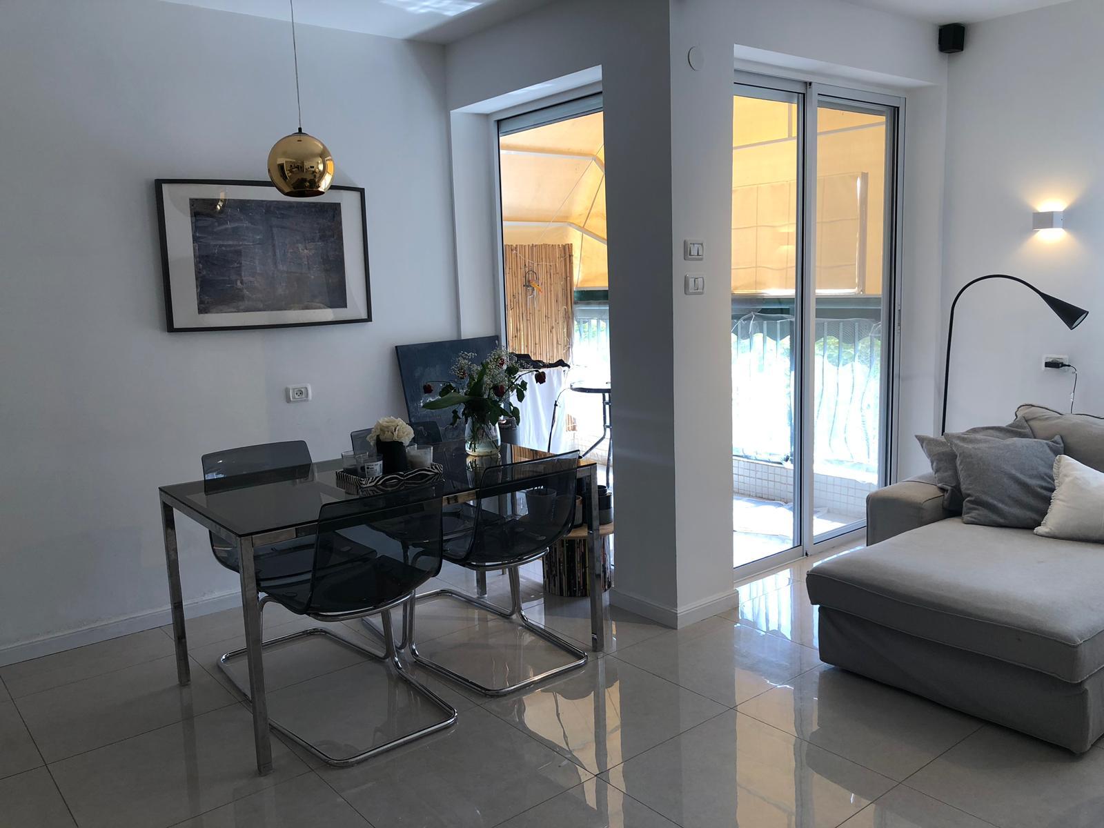 דירת 3 חד' בשכ' רמות - ליאו פיקרד 11 - משופצת כחדשה!