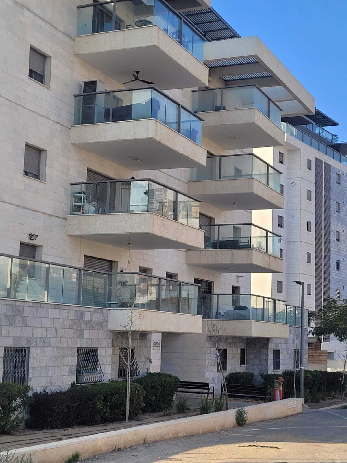 שכ' הפארק - 4 חד' חדשה מהקבלן! 