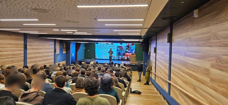 הרצאות לבני נוער "הקשר הבין-דורי – מאחורי כל אדם זקן יש עבר עשיר ונסיון"