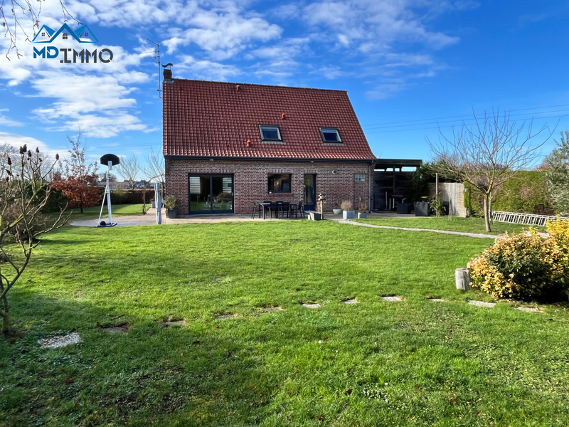 ESTAIRES - 364 000€ Honoraires d’Agence Inclus