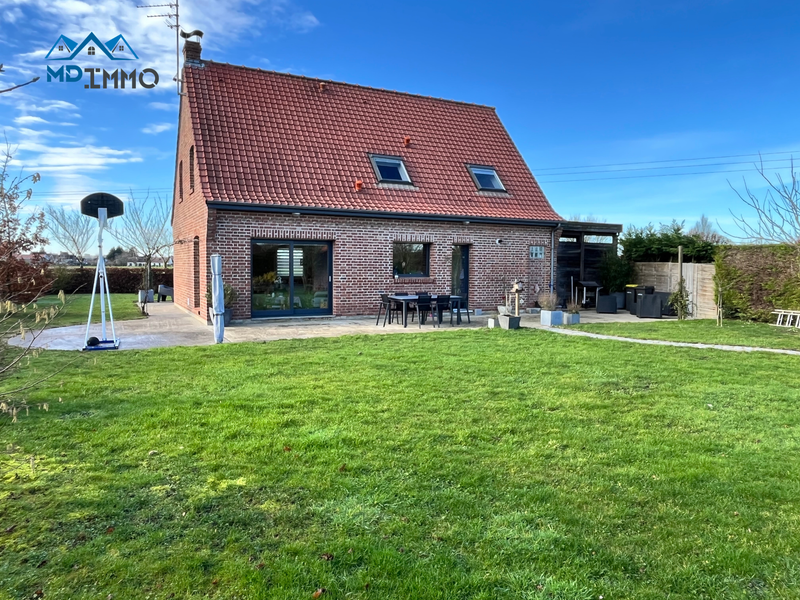 ESTAIRES - 364 000€ Honoraires d’Agence Inclus