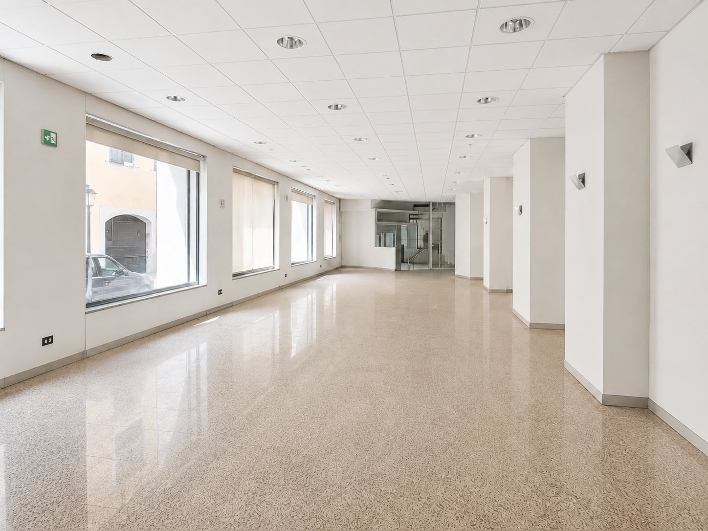 Ampio Ufficio ex filiale Bancaria