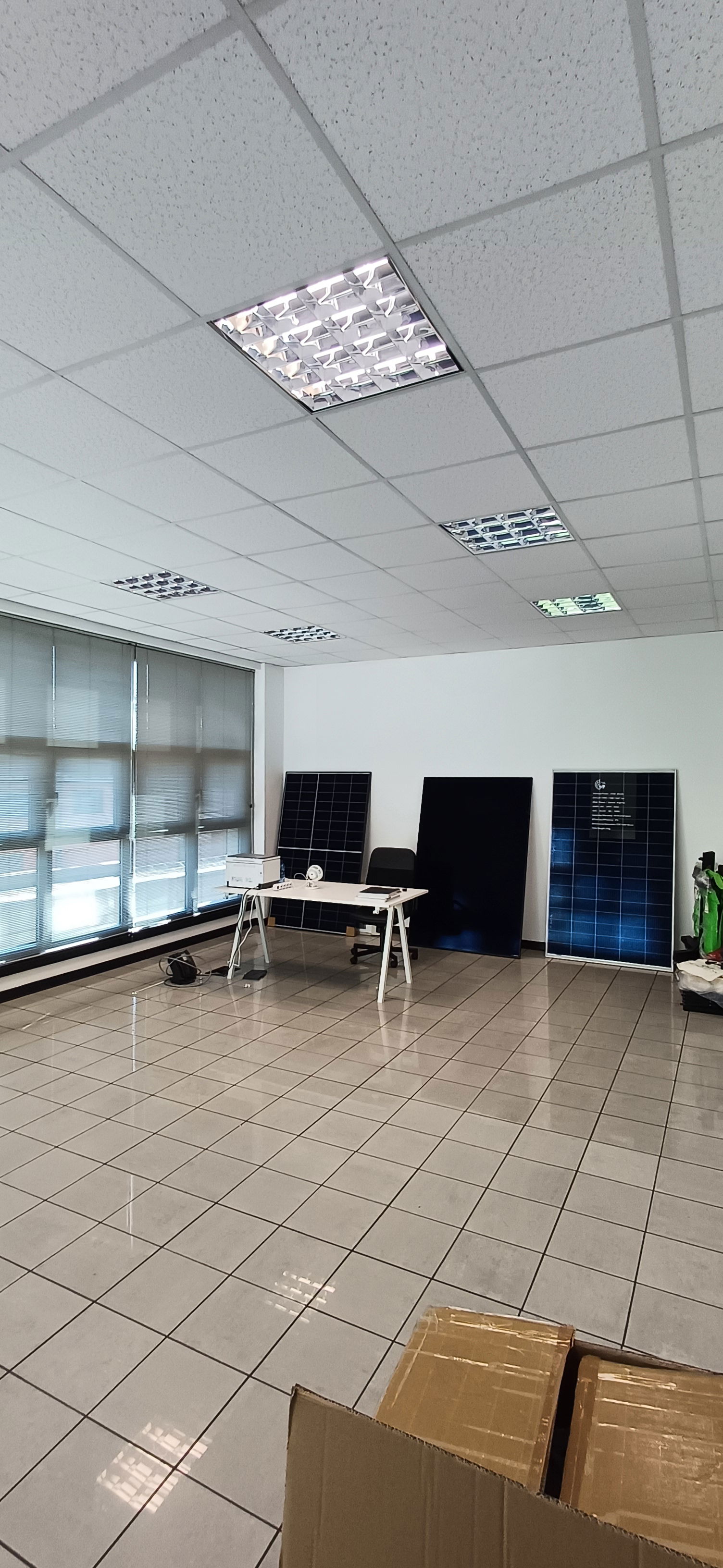 Mailand Piazza Tirana 24