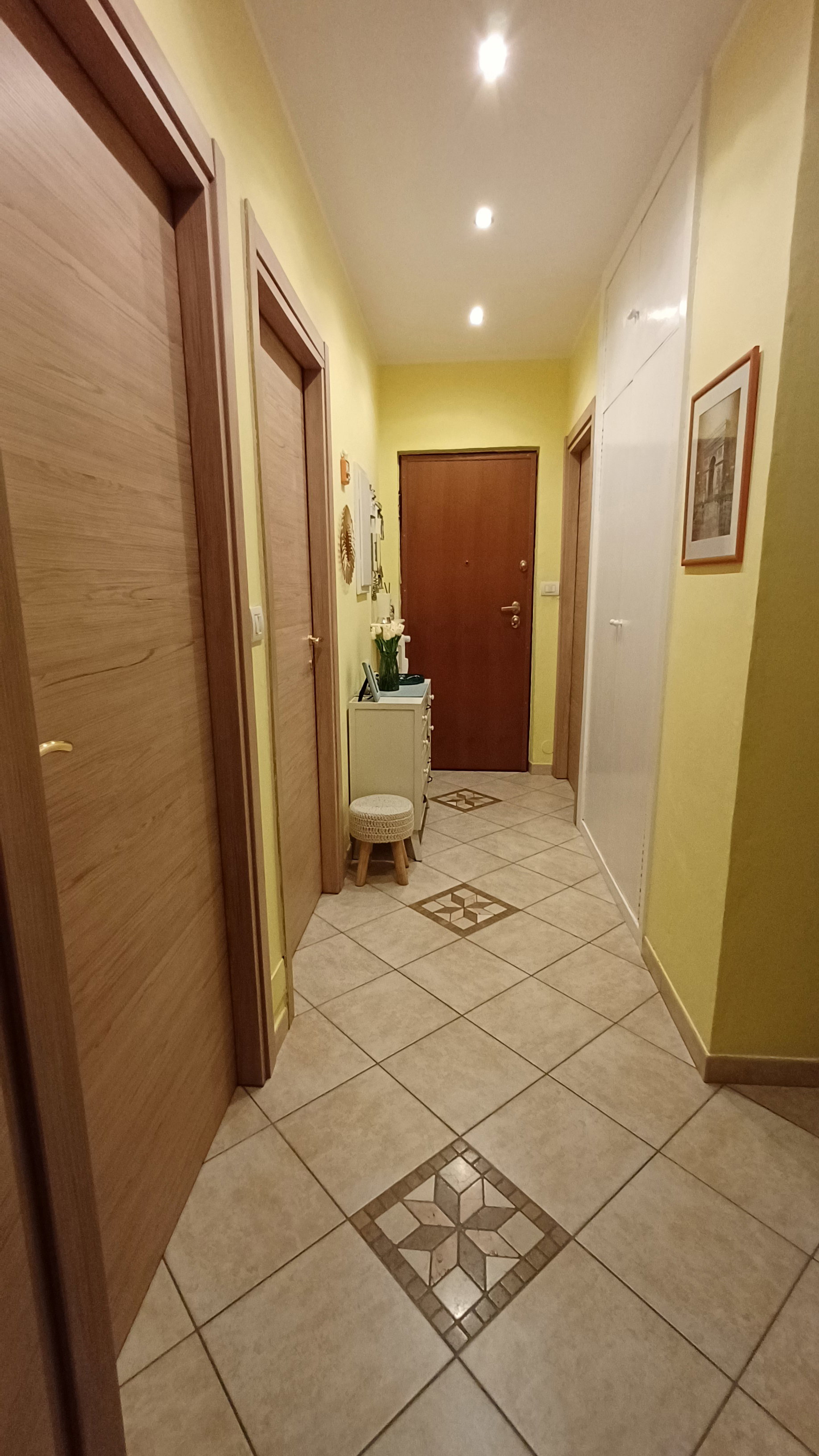 Three-room apartment in excellent condition