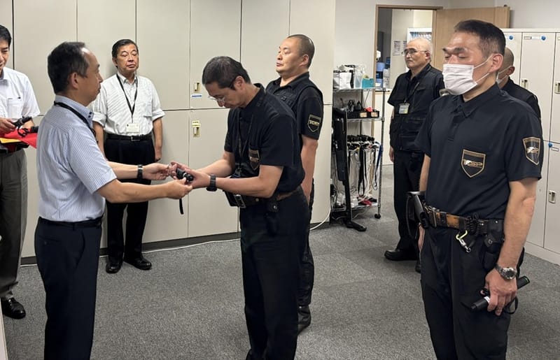 9/5 機動警備隊の部隊改変に伴う警棒授与式