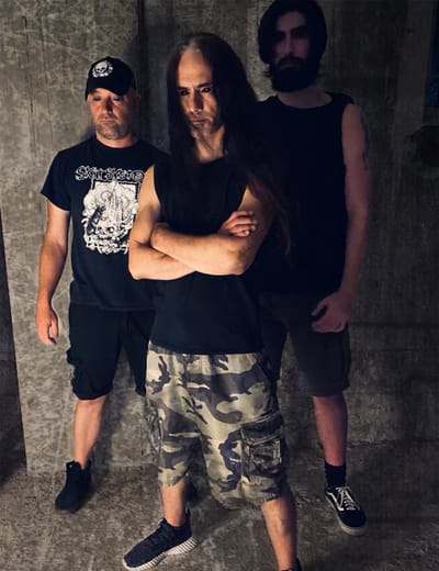 Οι KRUSHYA στο Metalwar!