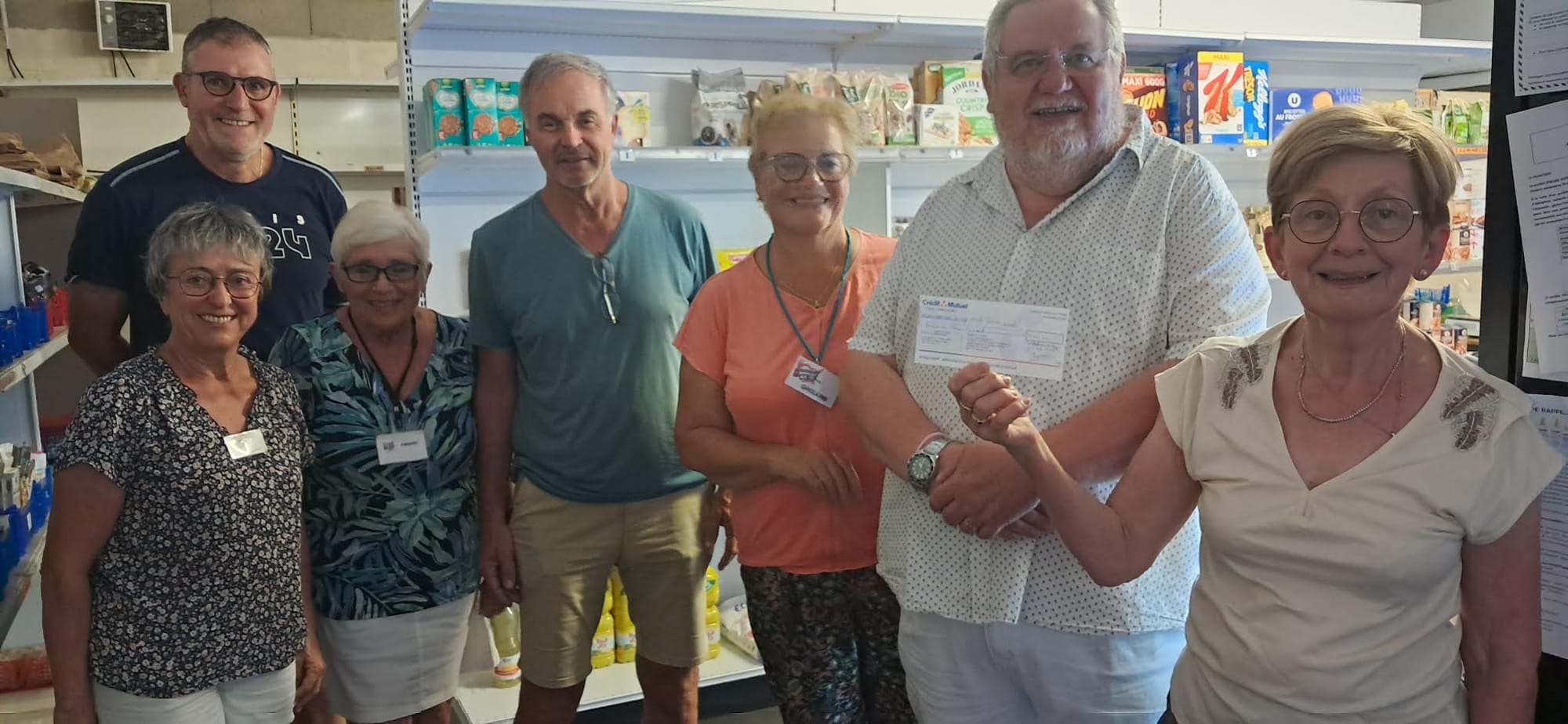 REMISE DE CHÈQUE AUX "RESTOS DU CŒUR" Antenne de Givrand