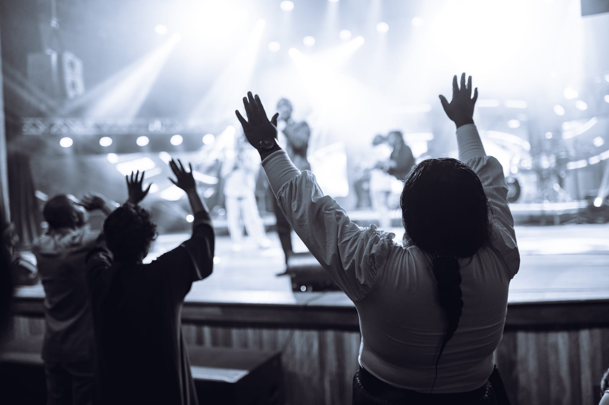 Worship Series S01: Who do people say that I am?: Crowd Perspective