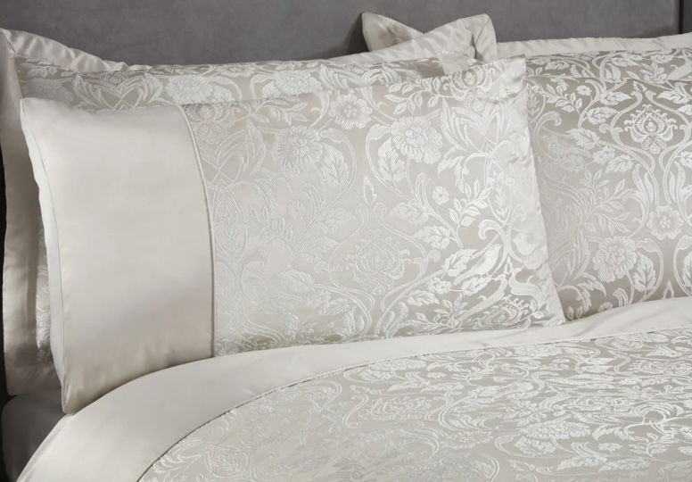 Harrow cream luxury duvet set