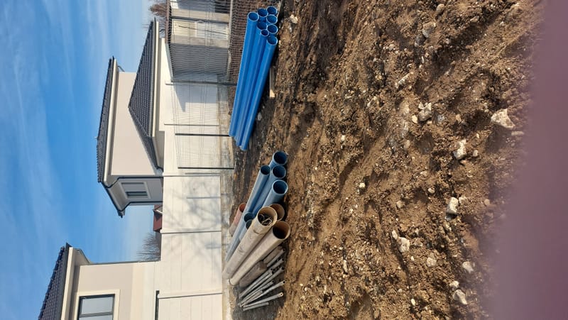 Foraje puturi mecanizate pret de la 300 lei m/l cu materiale incule si garantie 3 ani.