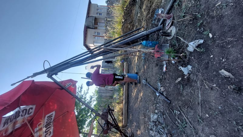 Foraje puturi manuale pret de la 200 lei m/l cu materiale incule si garantie 3 ani.