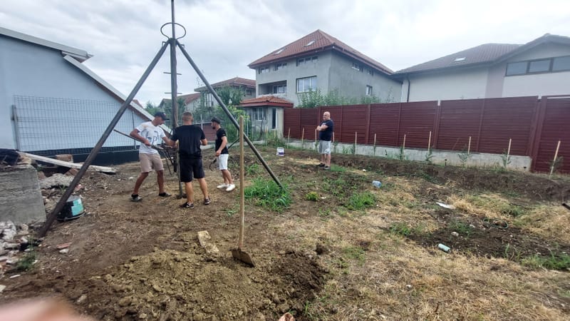 Foraje puturi manuale pret de la 200 lei m/l cu materiale incule si garantie 3 ani.