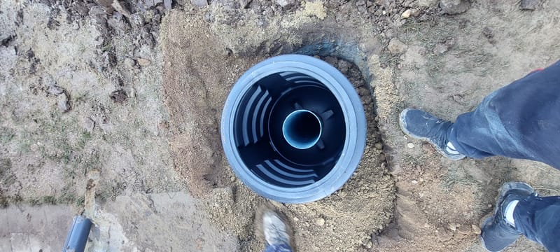 Foraje puturi manuale pret de la 200 lei m/l cu materiale incule si garantie 3 ani.