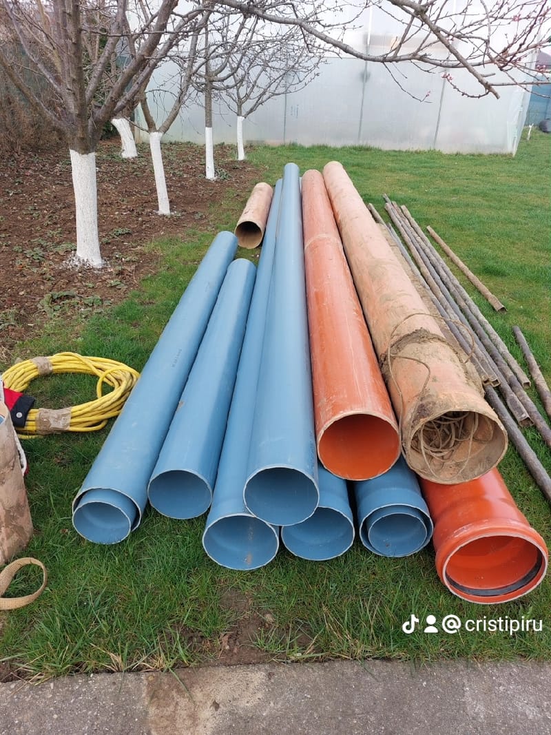 Foraje puturi manuale pret de la 200 lei m/l cu materiale incule si garantie 3 ani.