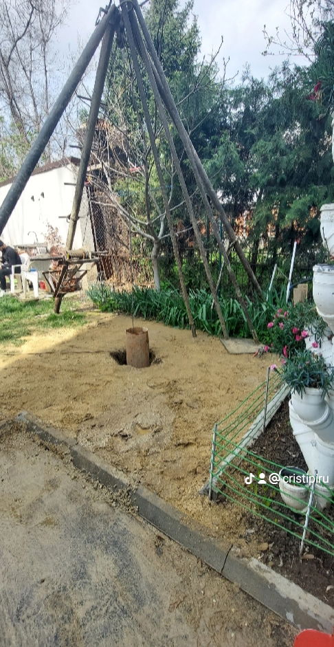 Foraje puturi manuale pret de la 200 lei m/l cu materiale incule si garantie 3 ani.