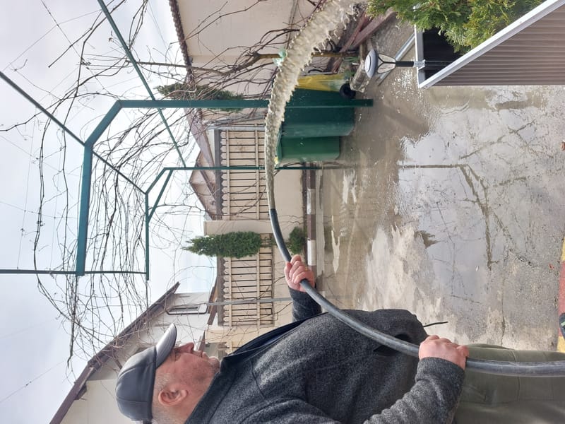 Foraje puturi manuale pret de la 200 lei m/l cu materiale incule si garantie 3 ani.