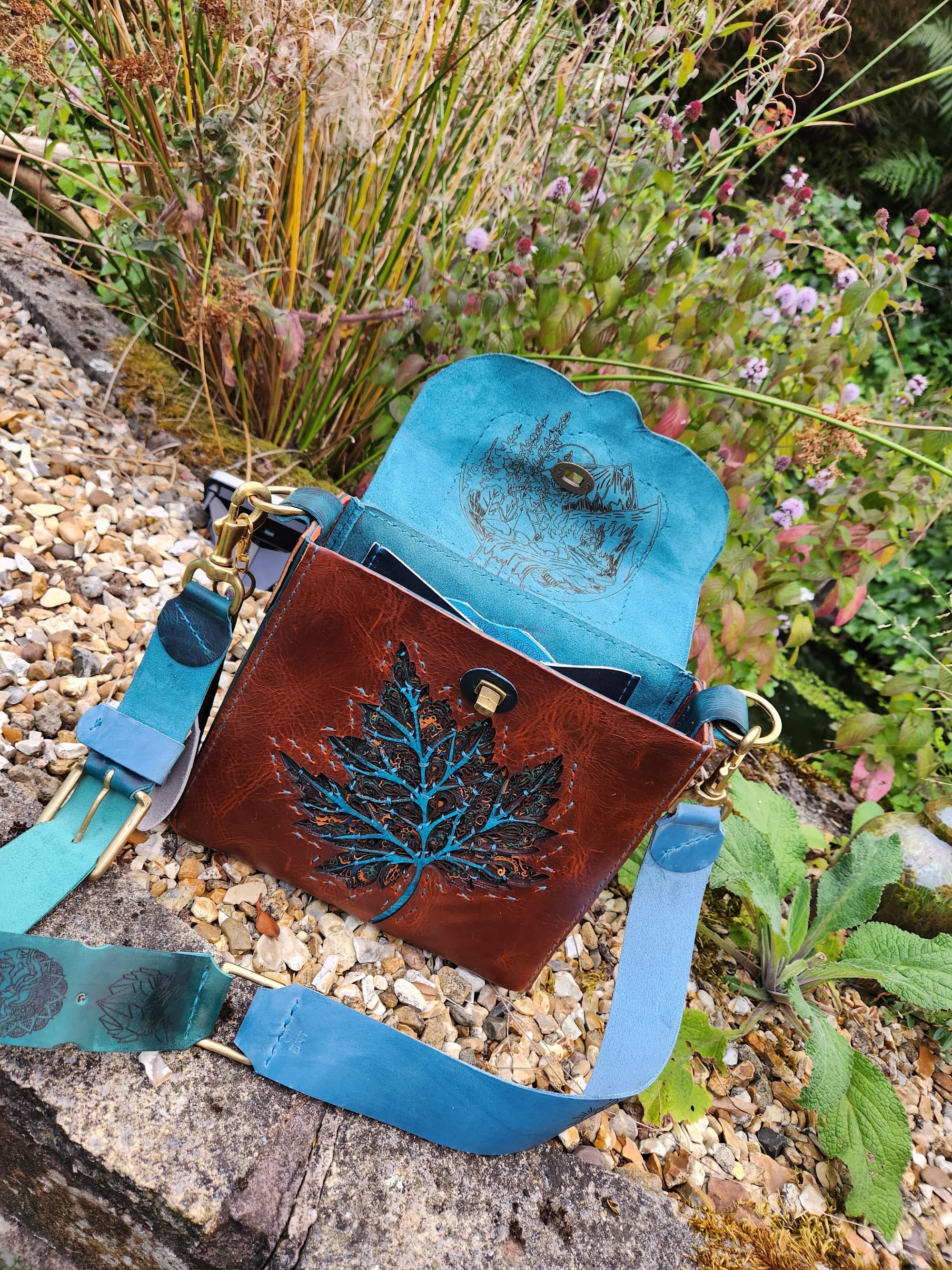 Leaf square commission