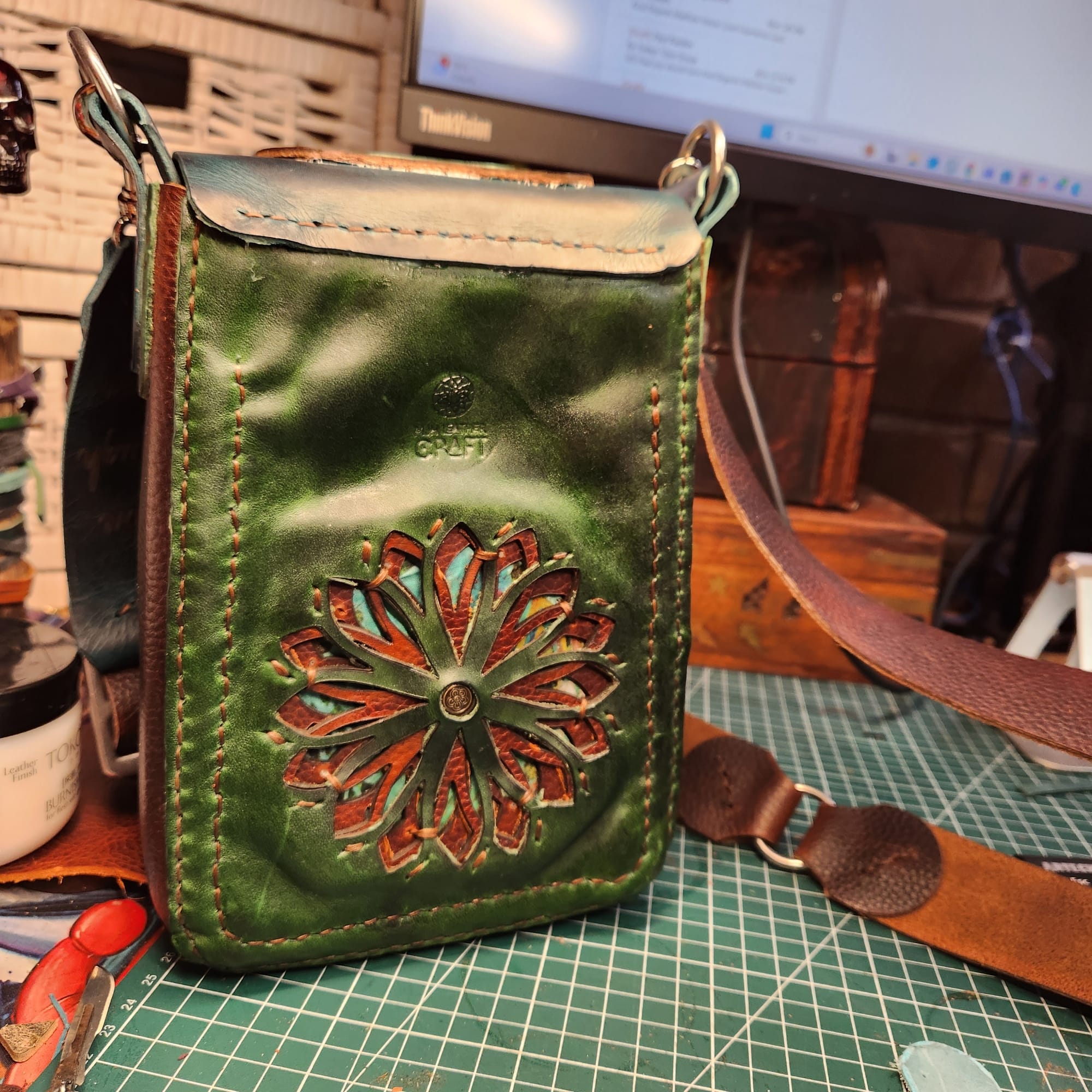 Loraines Commissions