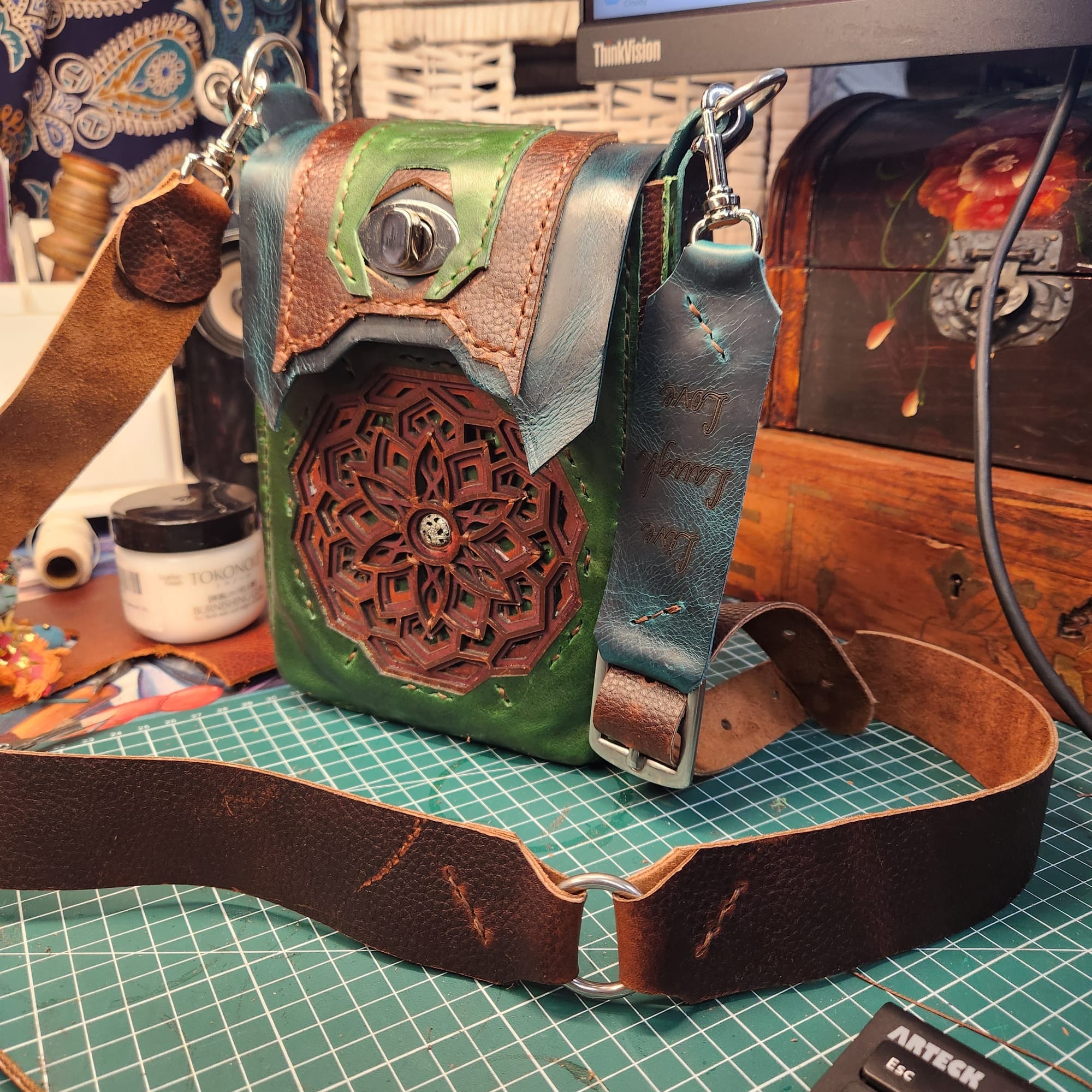 Loraines Commissions