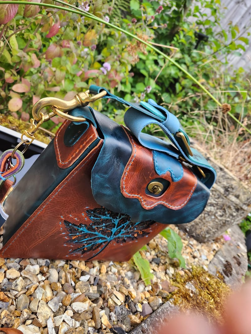 Leaf square commission