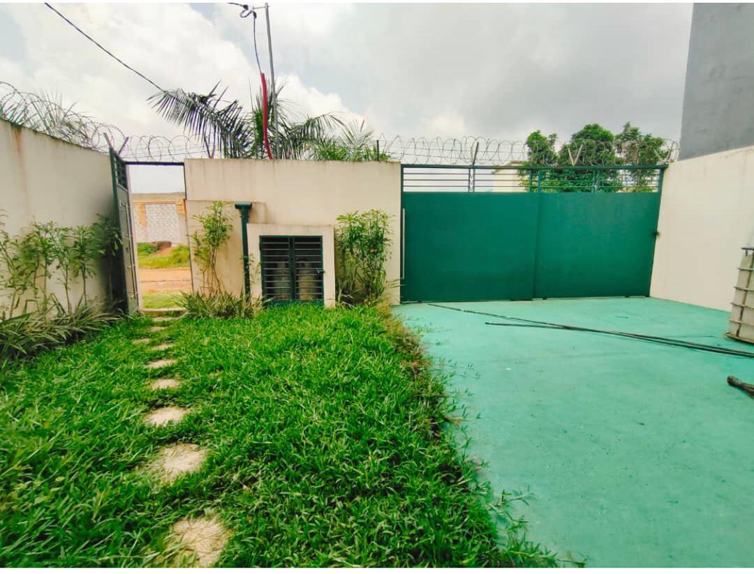 🏡 DUPLEX BINGERVILLE PALAIS – UN INVESTISSEMENT D’EXCEPTION EN CÔTE D’IVOIRE