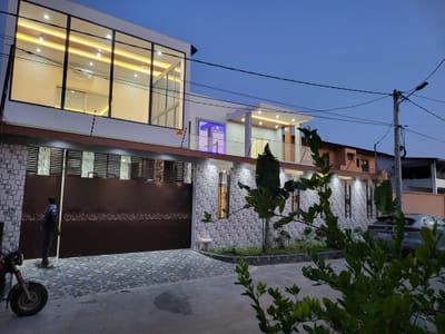 🏠 VILLA HAUT STANDING À BASSAM
