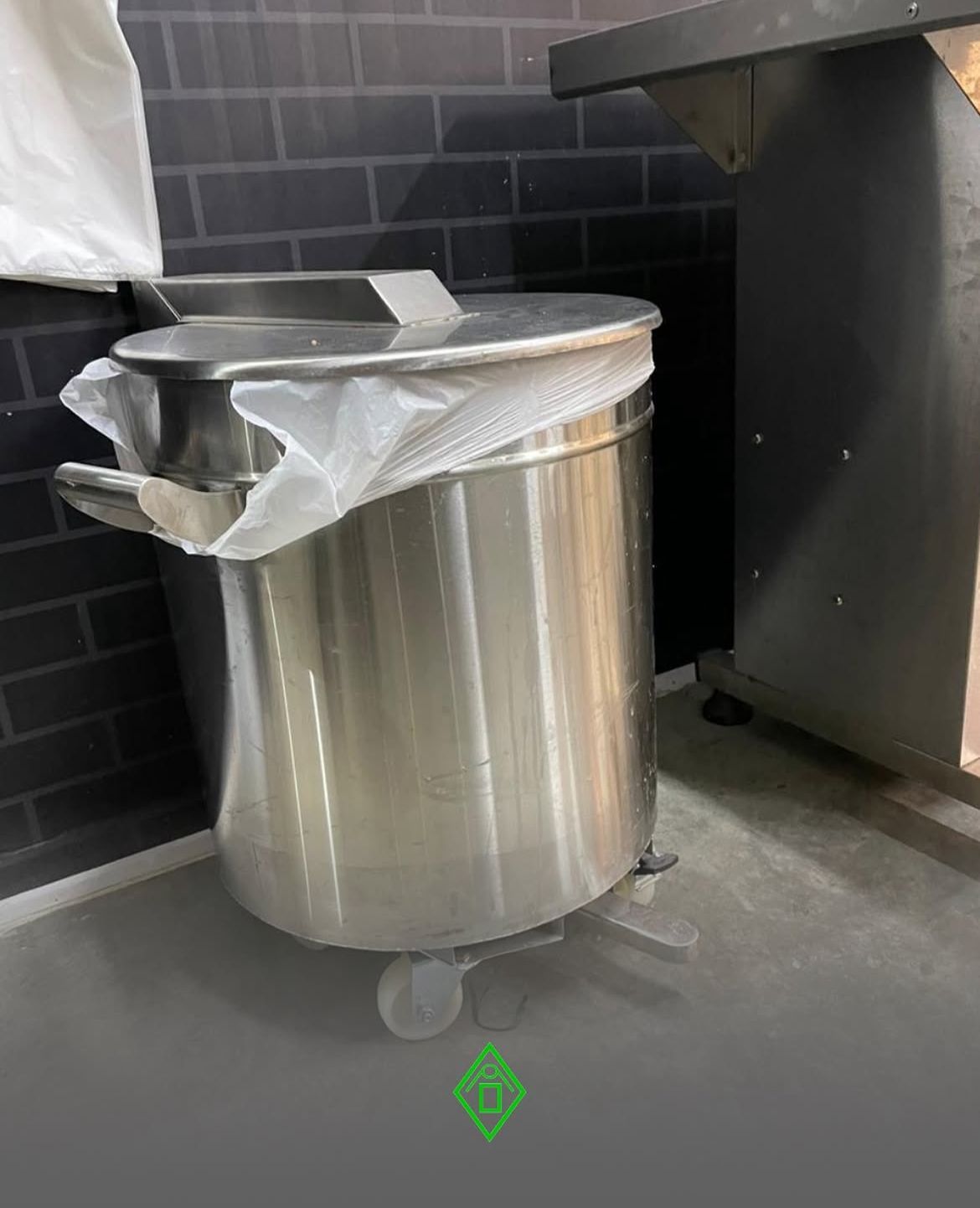 CARRO PARA DETRITOS EM AÇO INOX 304