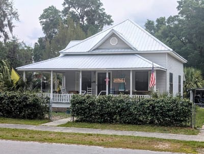 10. cARVER Tenant House image