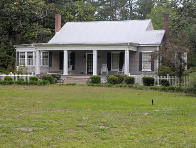 27. Fenn Summer Cottage image