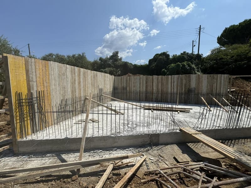 יוון קלמנטה 