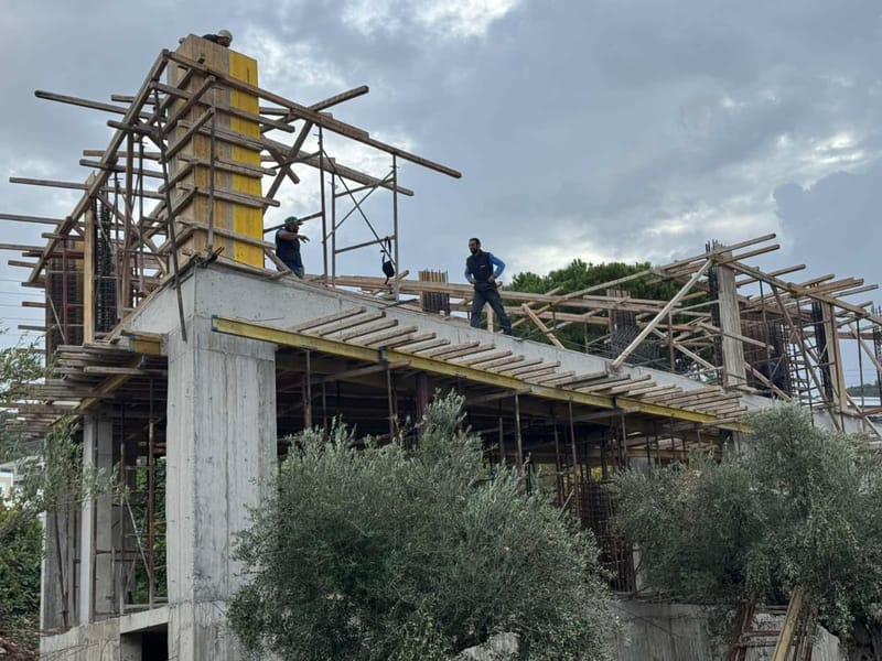 יוון קלמנטה 