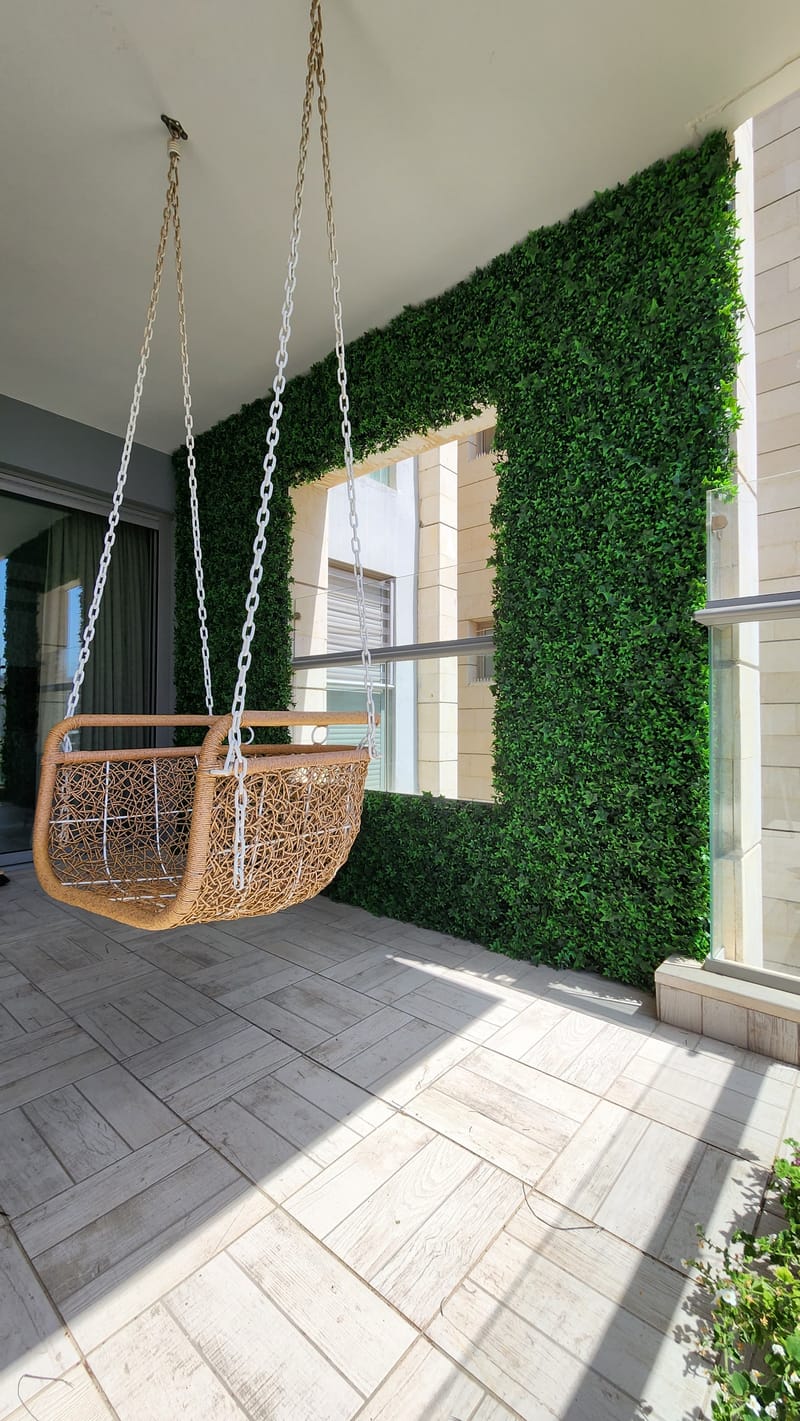 קירות ירוקים