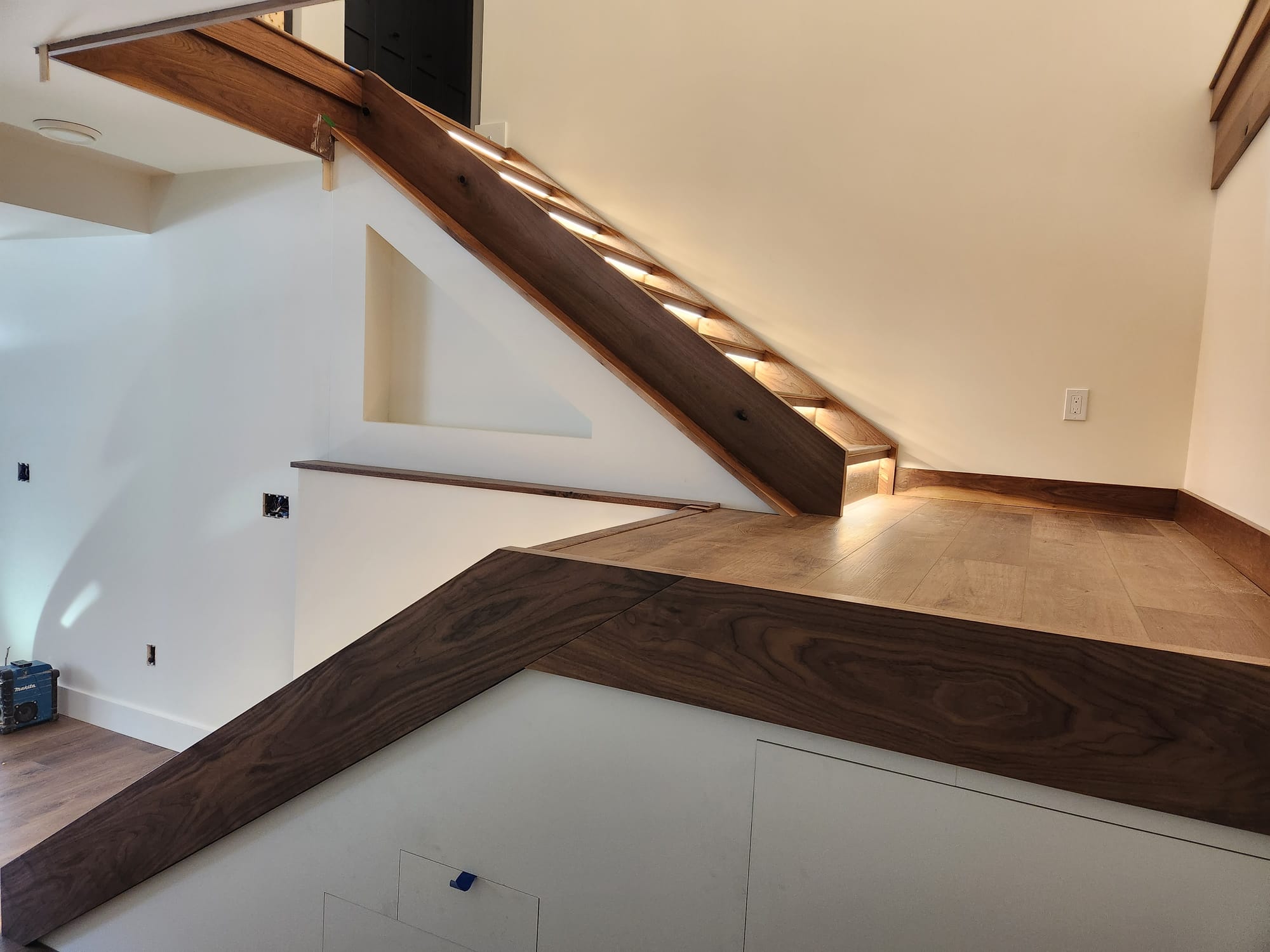 Custom Finishing
