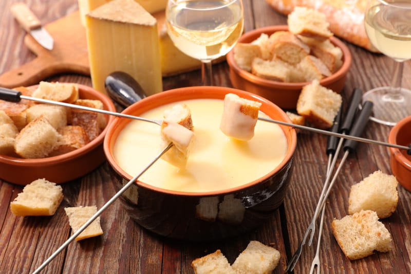 Fondue géante C'EST COMPLET