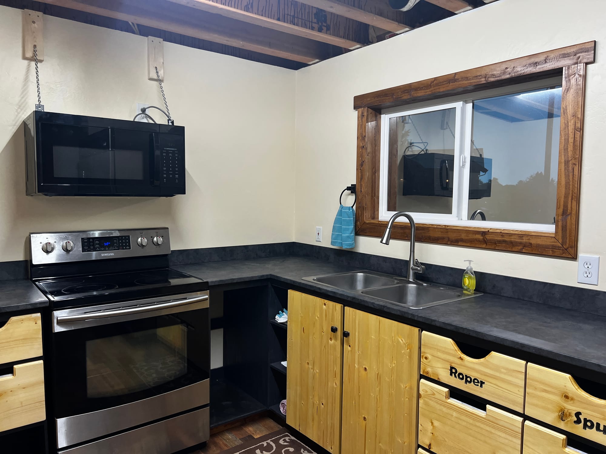 Tenant Kitchen