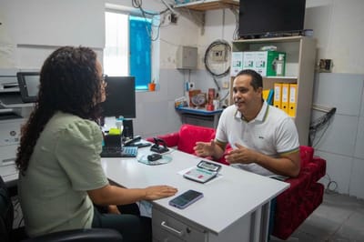 Deputado Jeferson Timóteo realiza visita produtiva à Escola de Referência em Ensino Médio Senador Francisco Pessoa de Queiroz