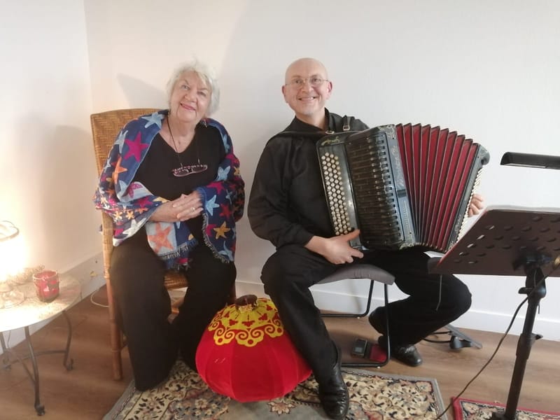 Contes de Noël et valses musette, à La Pernelle