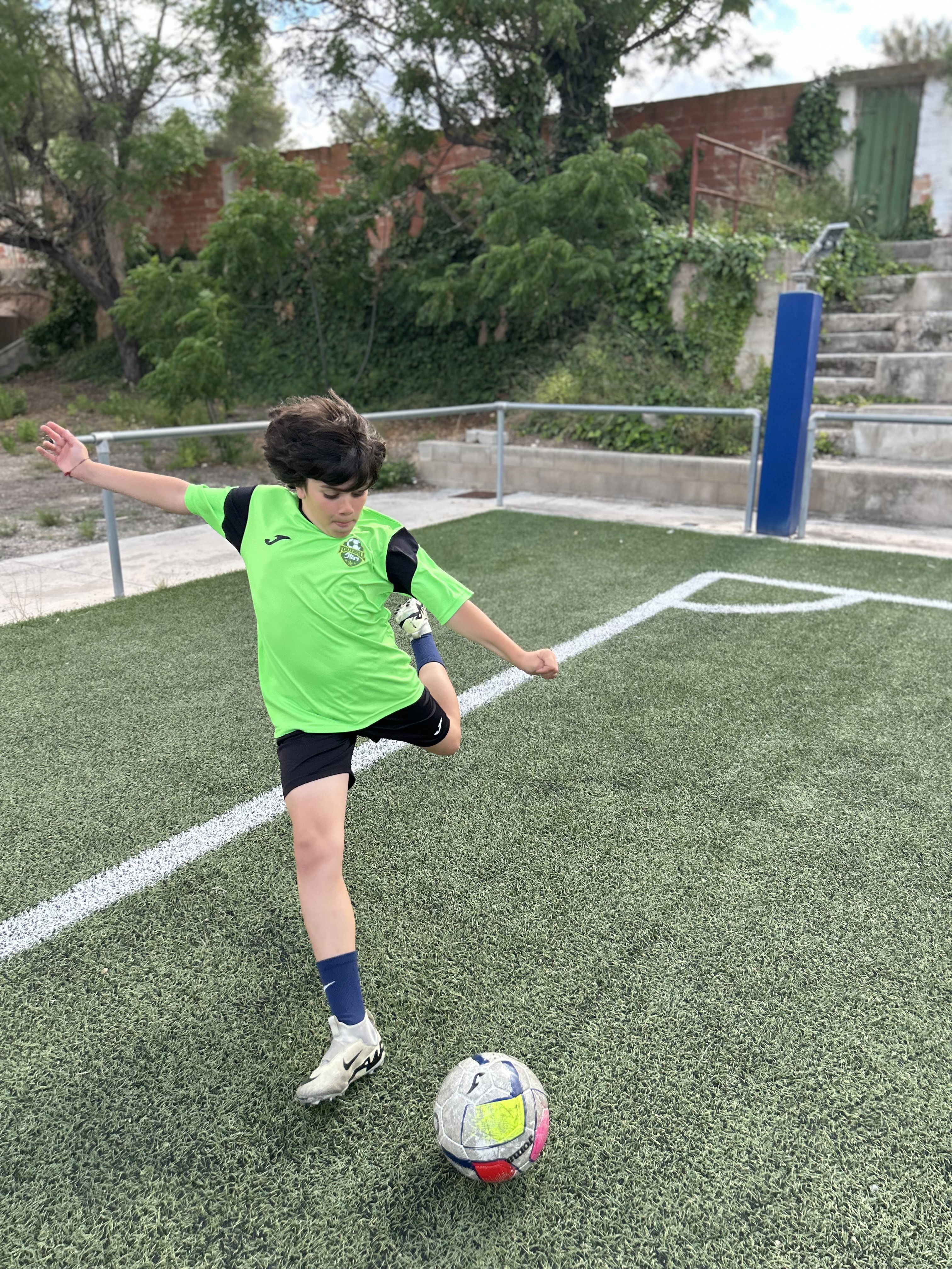 FOOTBALLSTARS TECHNIFICATION