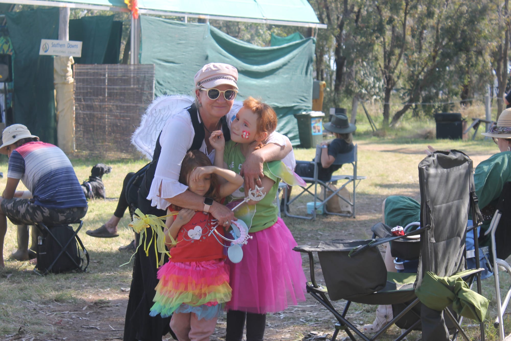 PRIZES/AWARDS for your best little mate! 